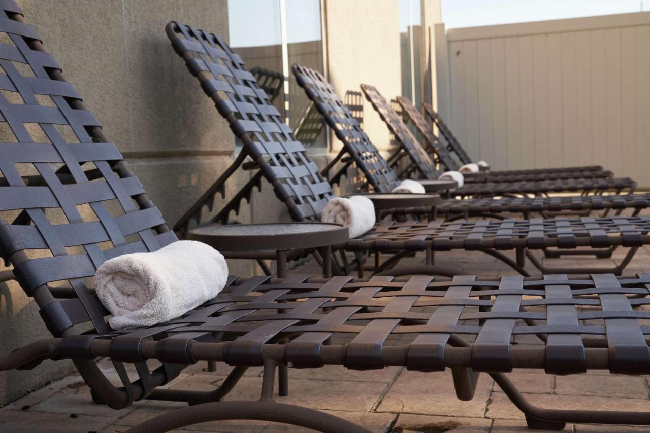 Hilton Garden Inn Evansville Exteriör bild