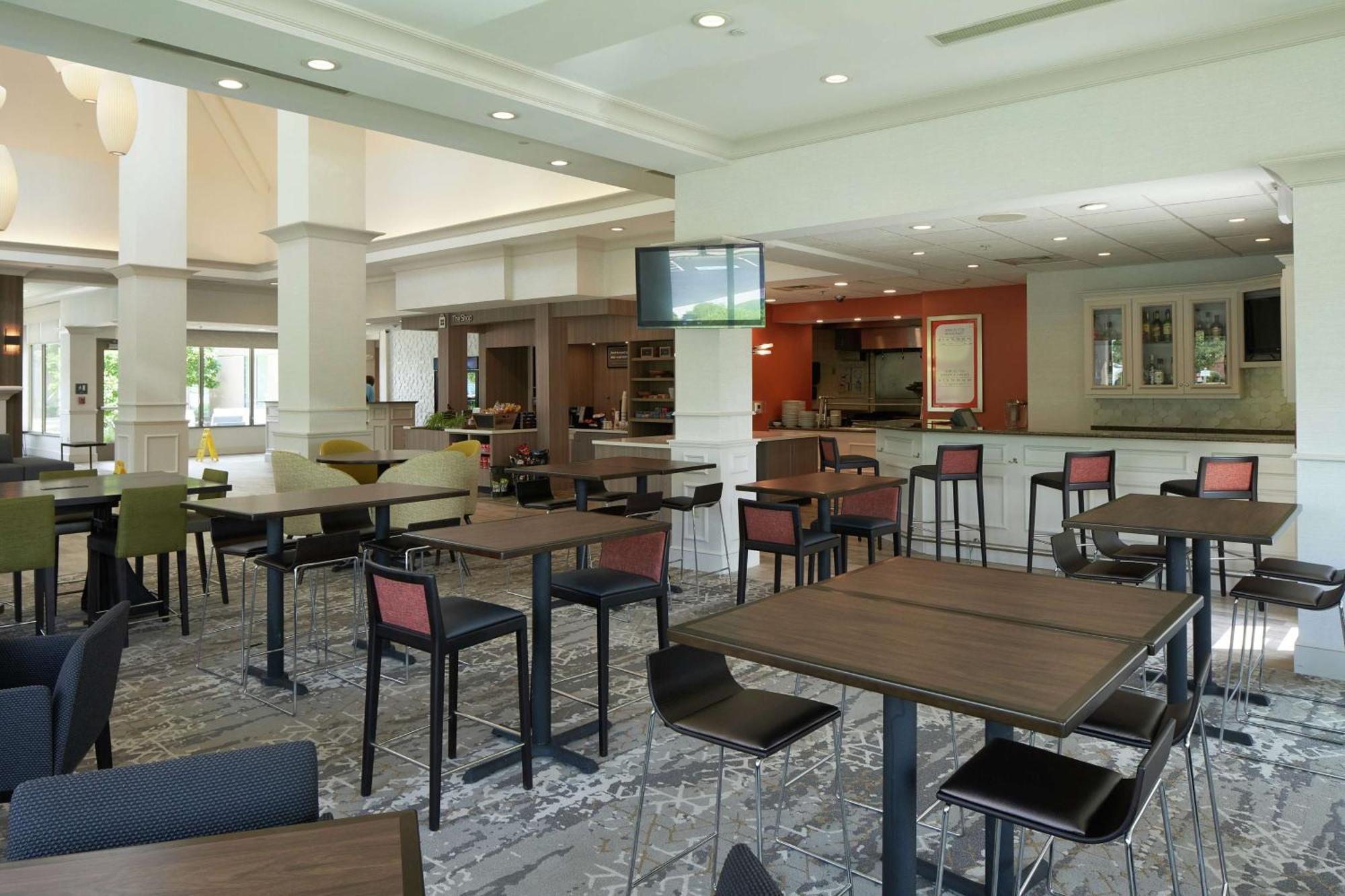 Hilton Garden Inn Evansville Exteriör bild