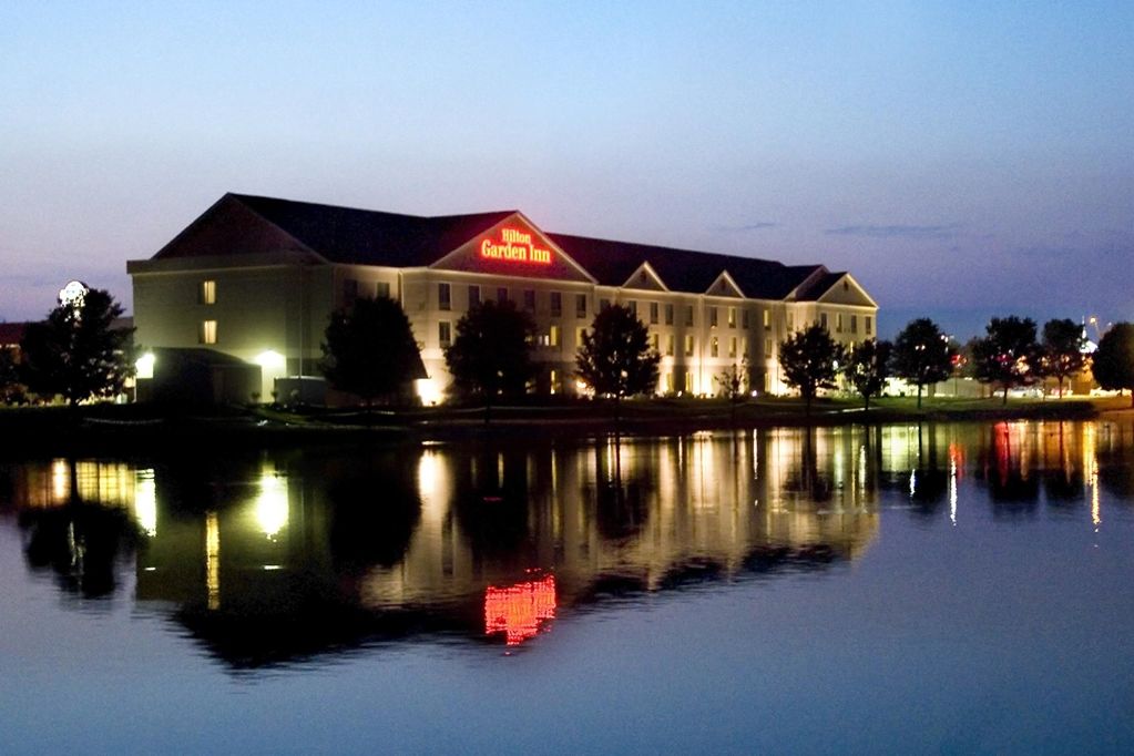 Hilton Garden Inn Evansville Exteriör bild